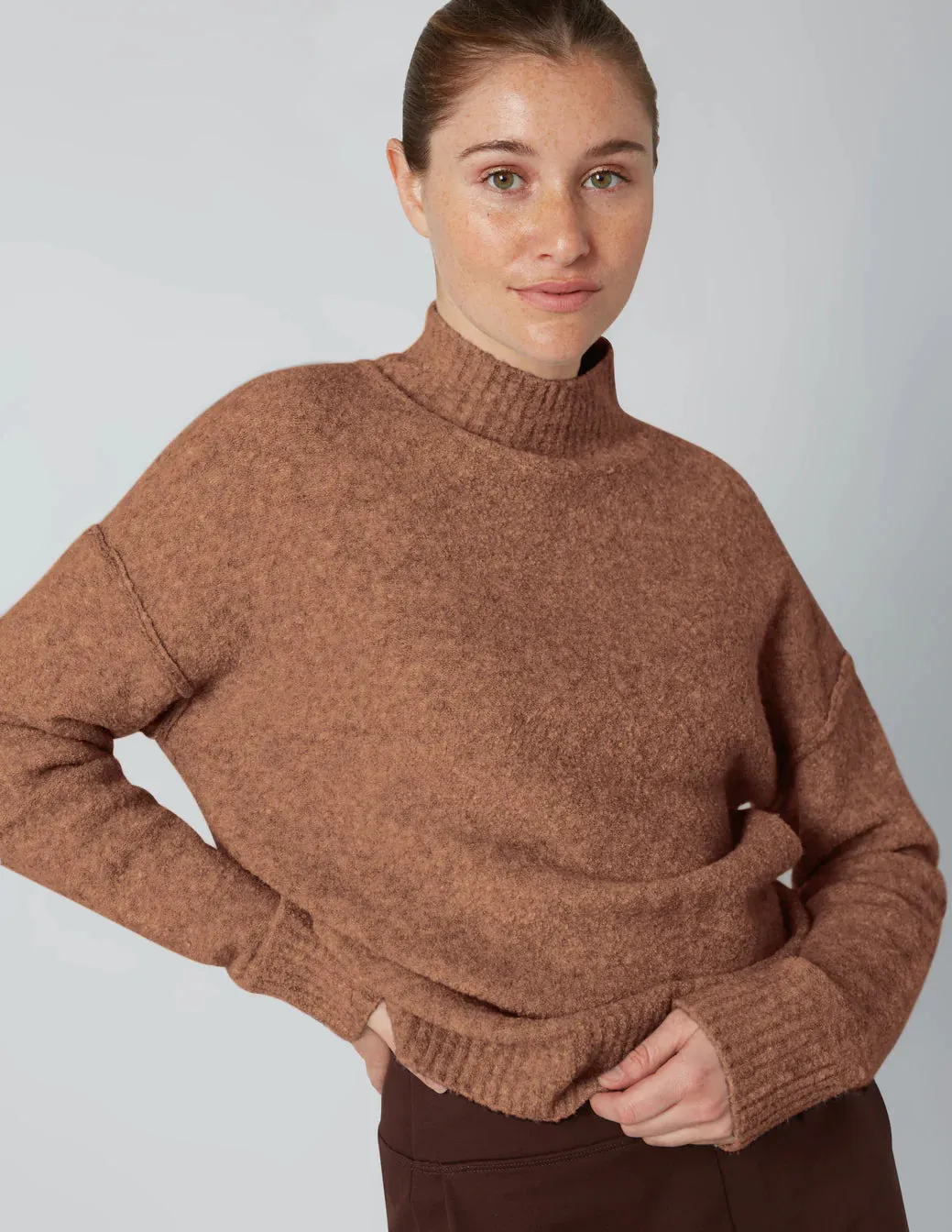 FIG22605 Kansai Sweater