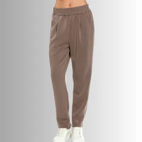 Jacqui Tapered Leg Pant
