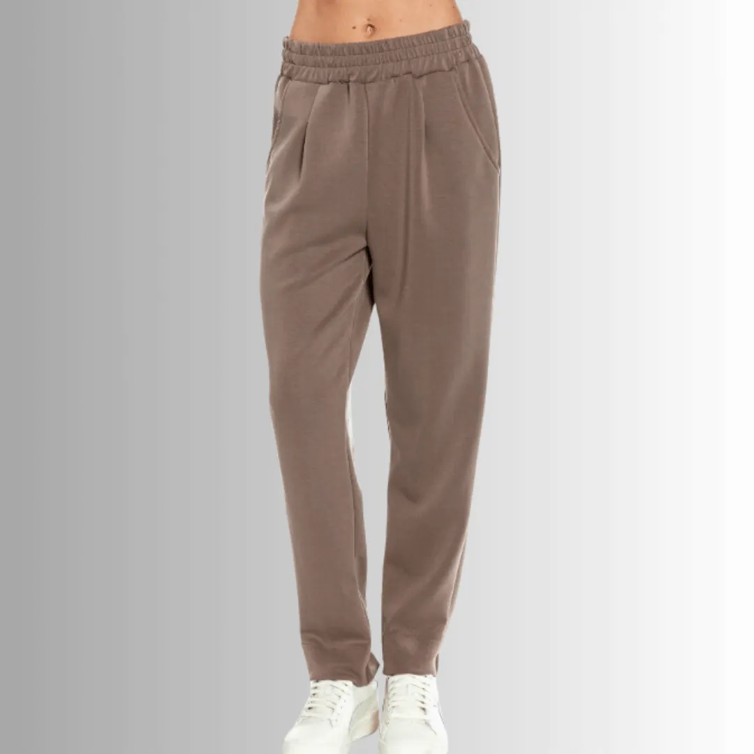 Jacqui Tapered Leg Pant