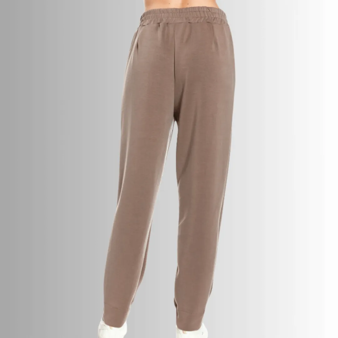 Jacqui Tapered Leg Pant