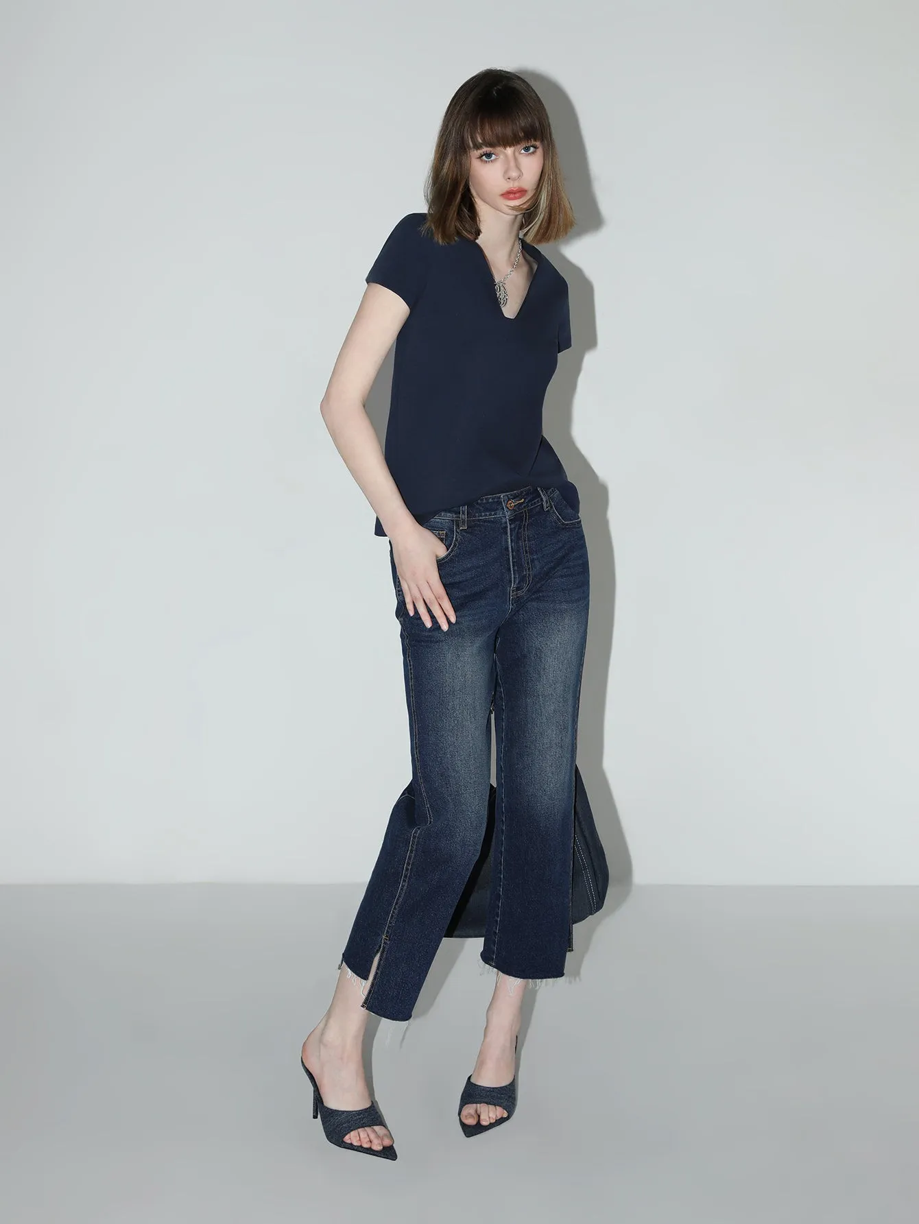 Simple V-Neck Short-Sleeve Tee